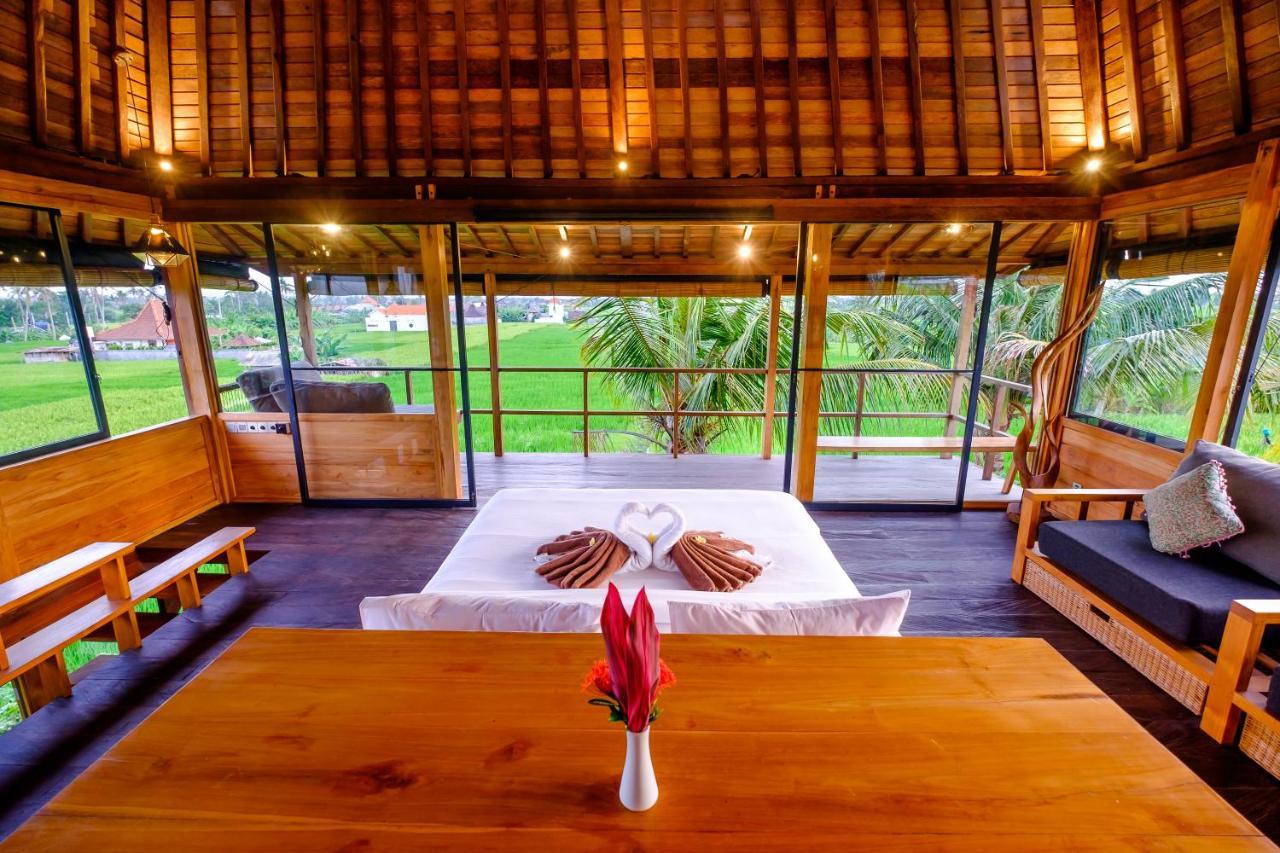 Canggu Wooden Green Paradise Bed & Breakfast Exterior photo