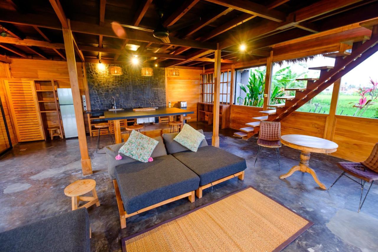 Canggu Wooden Green Paradise Bed & Breakfast Exterior photo