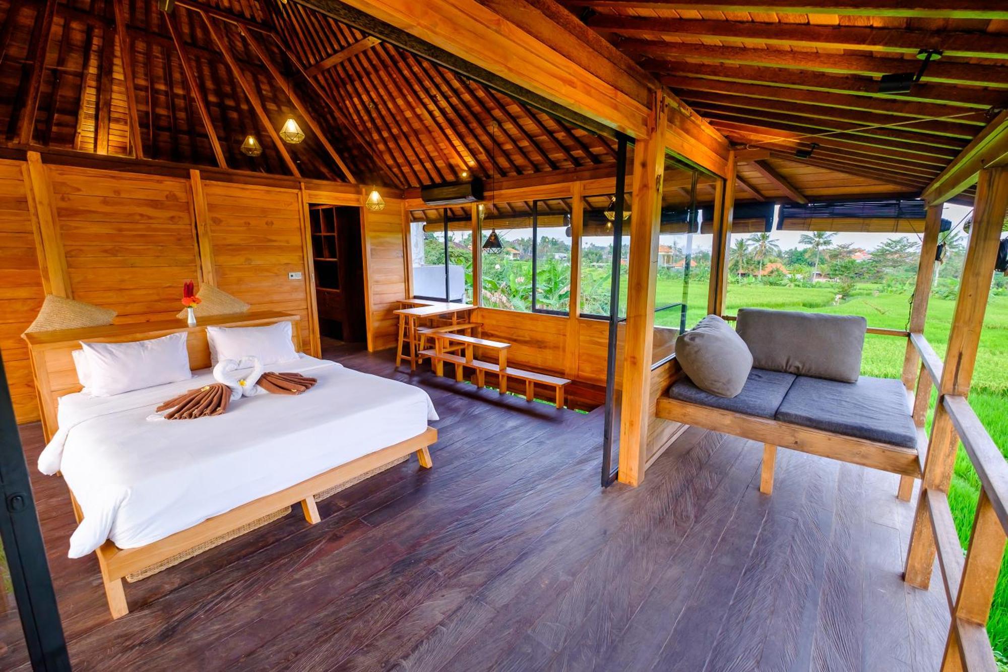 Canggu Wooden Green Paradise Bed & Breakfast Room photo