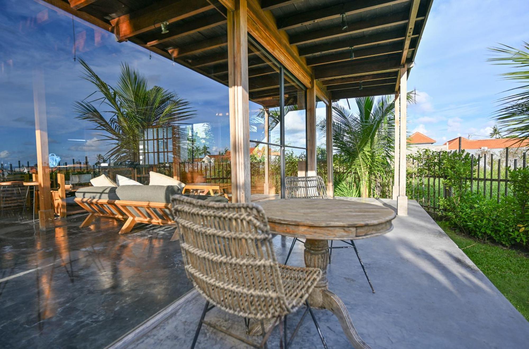 Canggu Wooden Green Paradise Exterior photo