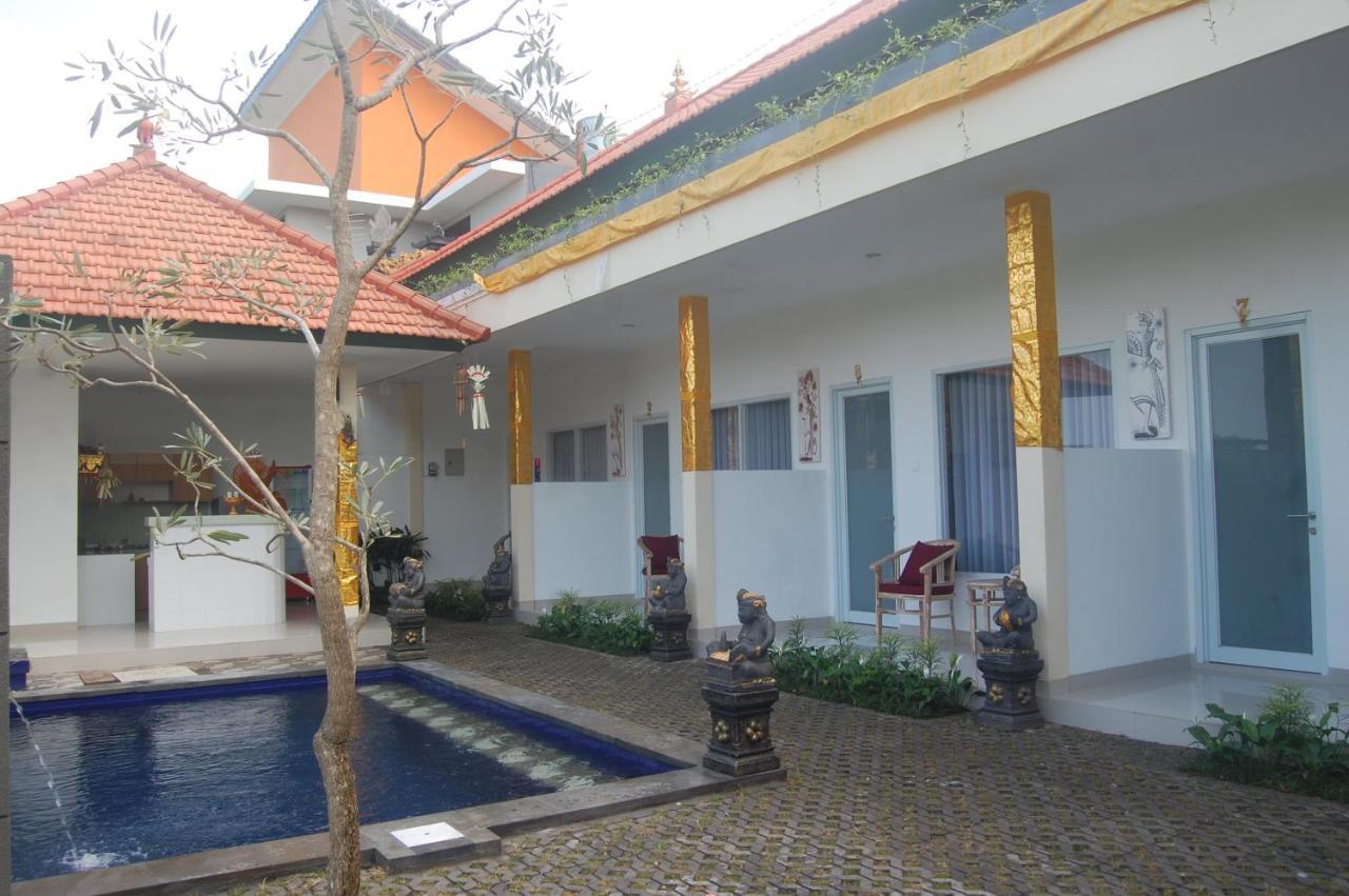 Canggu Wooden Green Paradise Bed & Breakfast Exterior photo