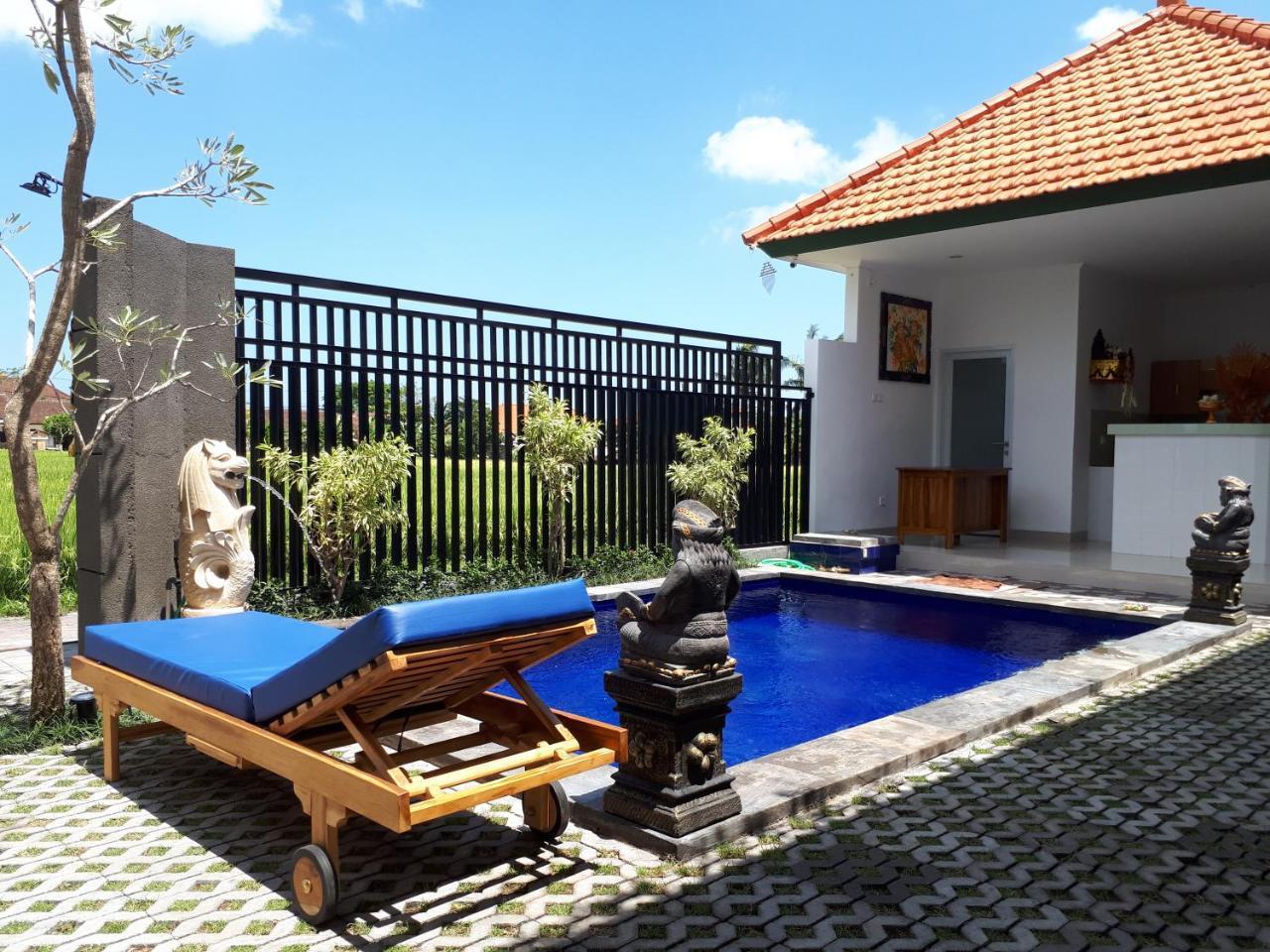 Canggu Wooden Green Paradise Bed & Breakfast Exterior photo