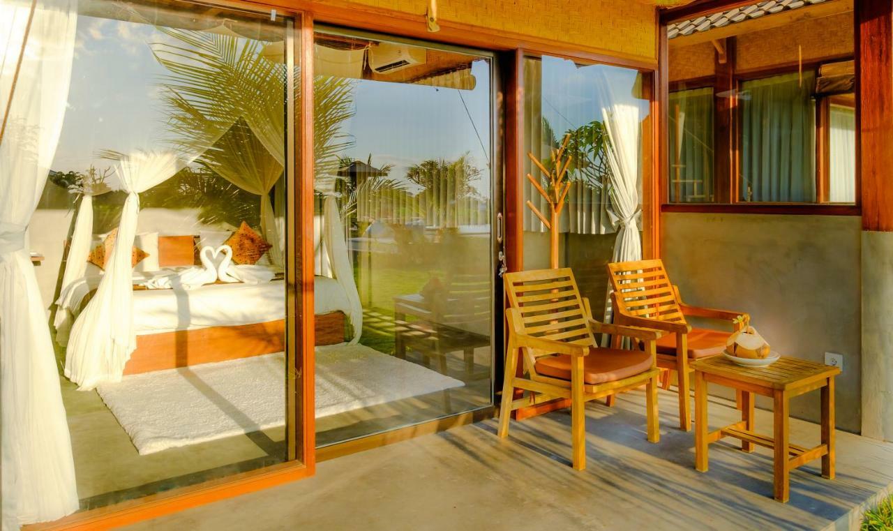 Canggu Wooden Green Paradise Bed & Breakfast Exterior photo