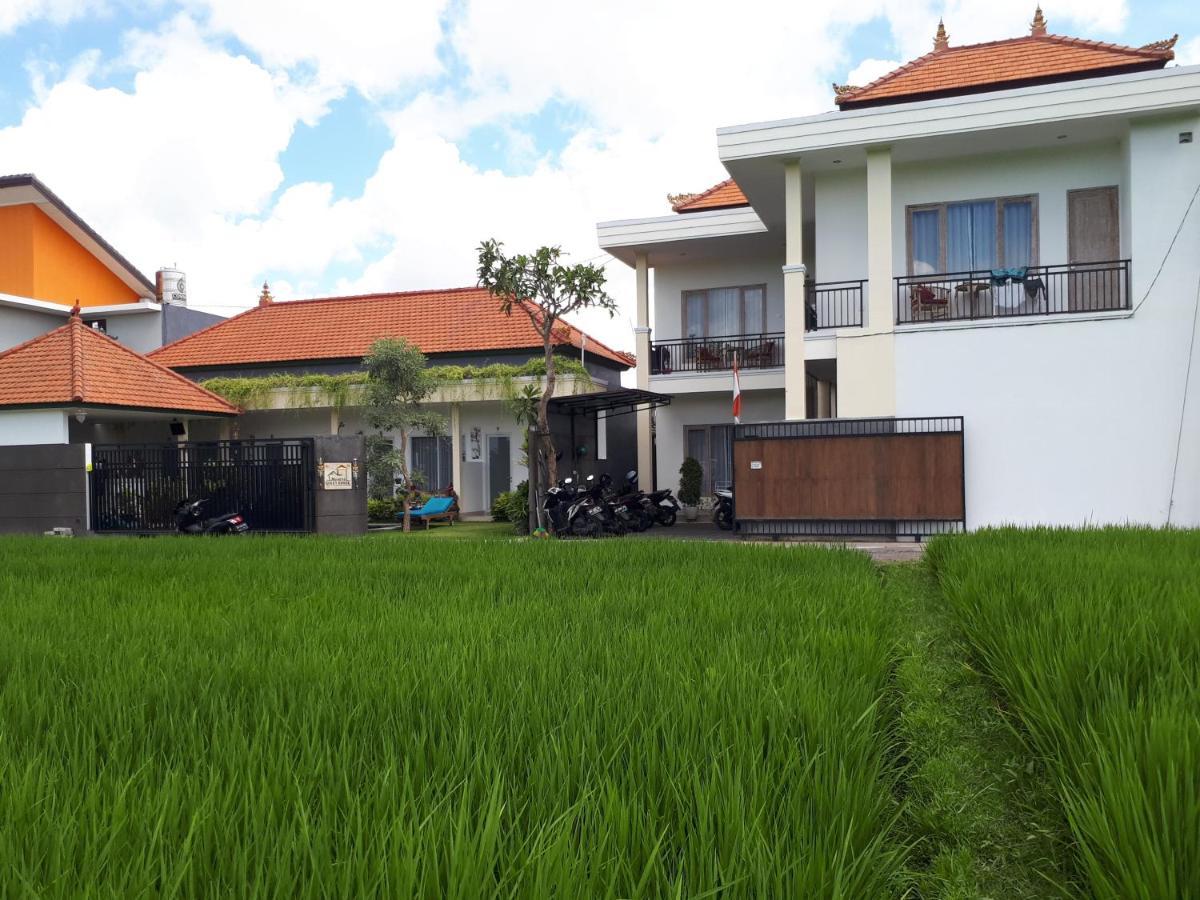 Canggu Wooden Green Paradise Bed & Breakfast Exterior photo